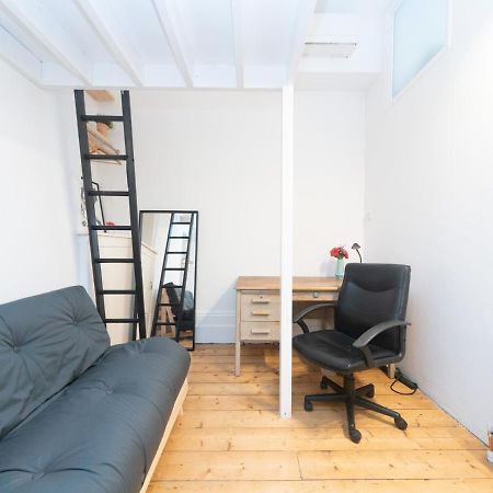 Pass The Keys Rustic And Quirky Flat In Charming Charlton Village 伦敦 外观 照片