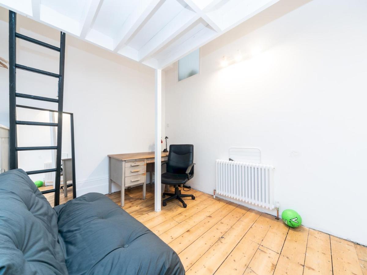 Pass The Keys Rustic And Quirky Flat In Charming Charlton Village 伦敦 外观 照片