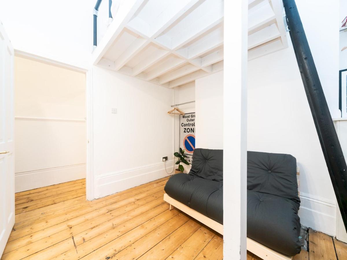 Pass The Keys Rustic And Quirky Flat In Charming Charlton Village 伦敦 外观 照片