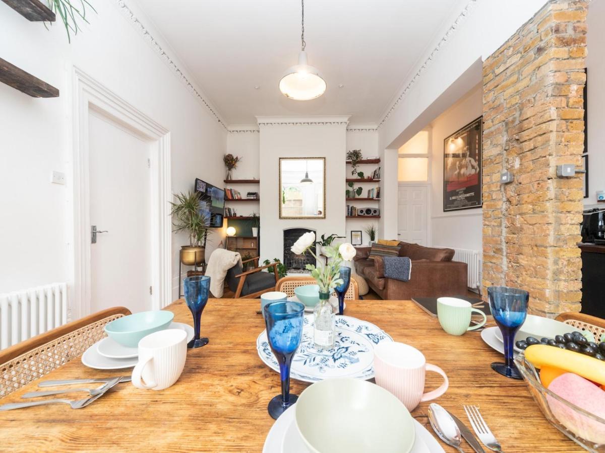 Pass The Keys Rustic And Quirky Flat In Charming Charlton Village 伦敦 外观 照片