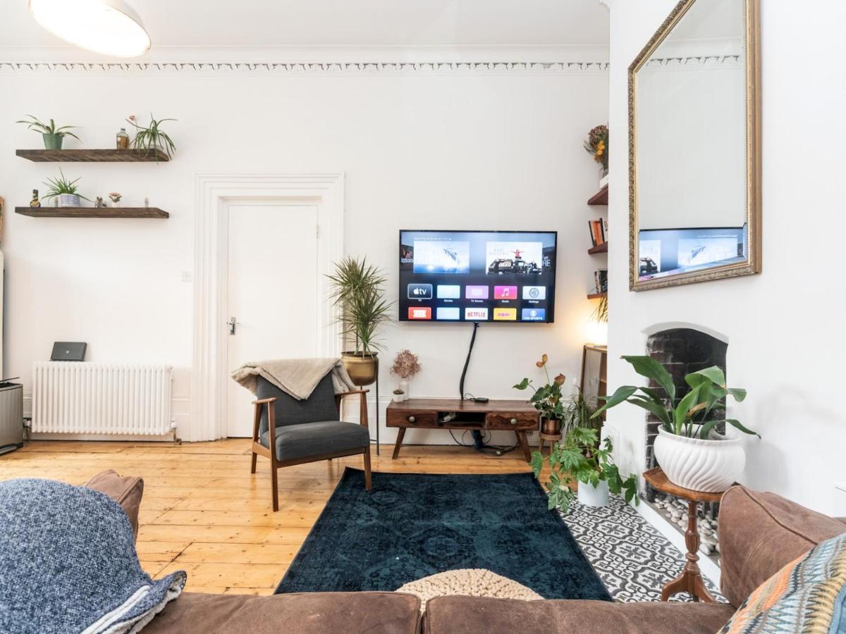 Pass The Keys Rustic And Quirky Flat In Charming Charlton Village 伦敦 外观 照片