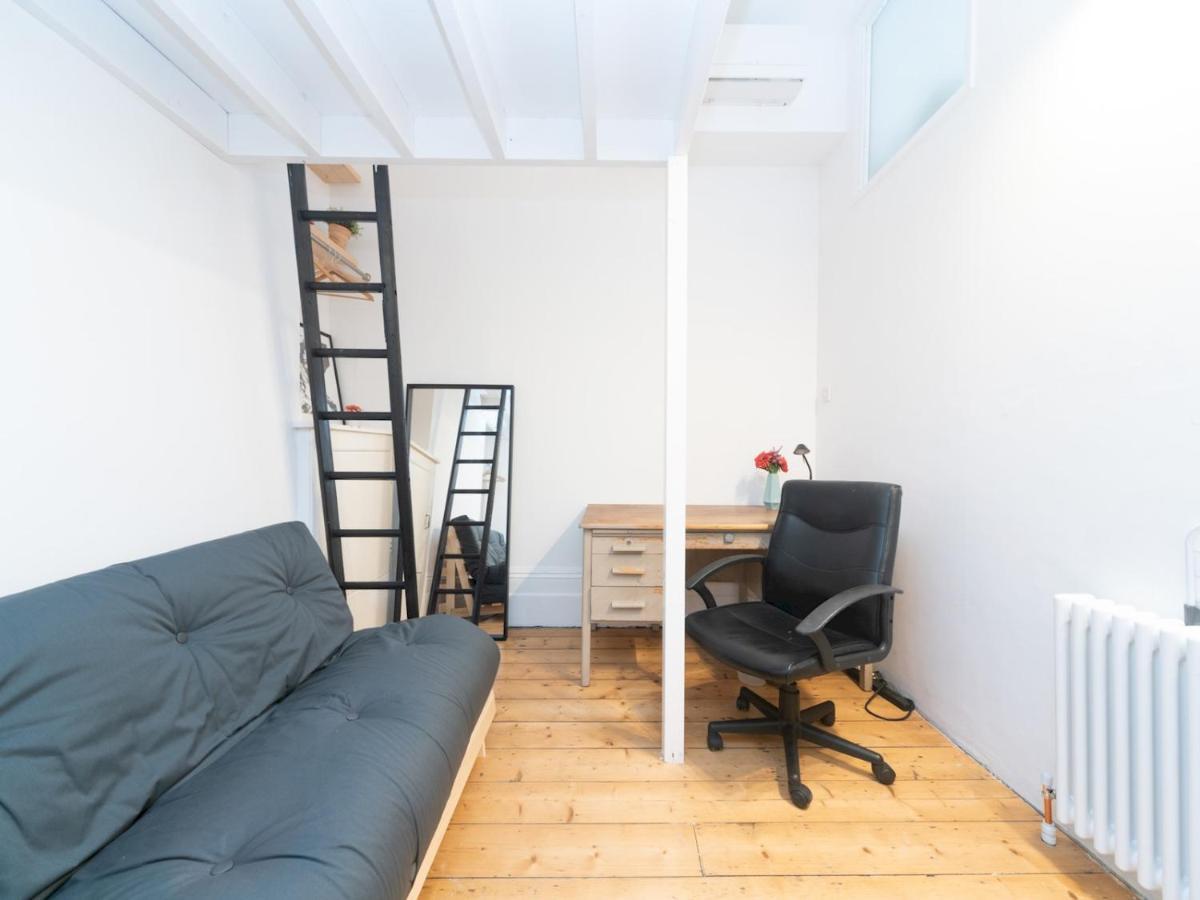 Pass The Keys Rustic And Quirky Flat In Charming Charlton Village 伦敦 外观 照片